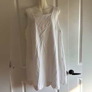 Kate Spade Elegant White dress